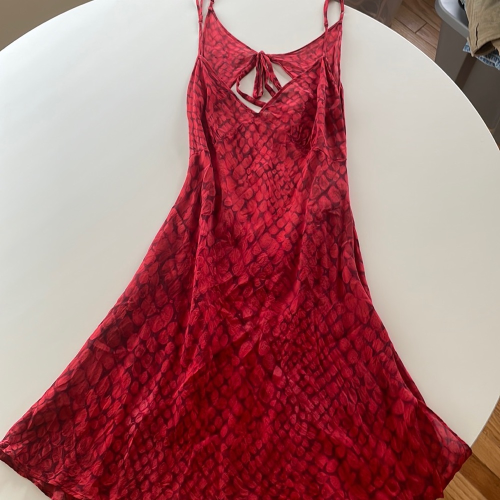 Vintage Victoria’s Secret Slip red snakeskin print 🐍